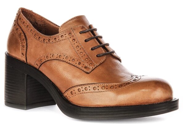 Paulina Heeled Brogue Shoes in Tan Leather